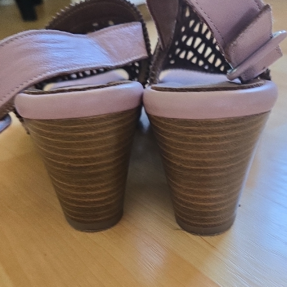 Bueno Mauve Cutout Sandals - Picture 3 of 6